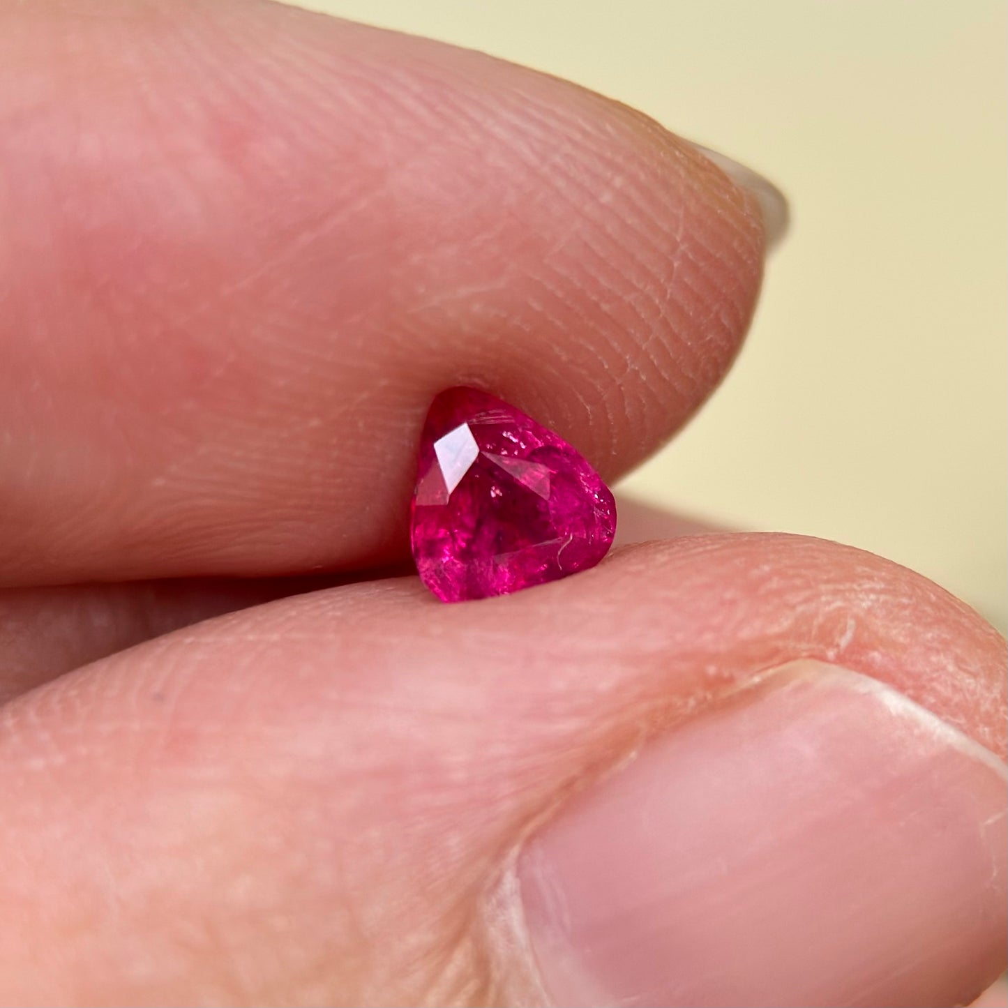 0.45 ct Natural Ruby Viet Nam. Pear Shape. No treatment.