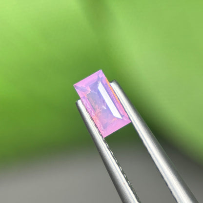 0,47 Natural Pink Milky Sapphire Vietnam. Emerald Shape. No Treatment Milky Sapphire Luc Yen.