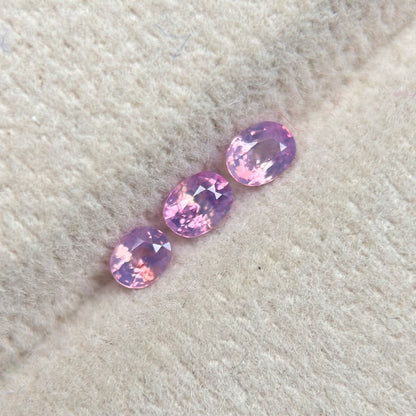 0.58 ct / 3Pcs Natural Pink  Milky Sapphire Viet Nam. Oval Shape. No treatment.