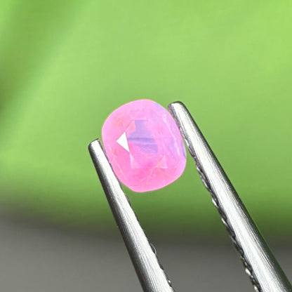 0,32ct Natural Pink Milky Sapphire Vietnam. Cushion Shape. No Treatment Milky Sapphire Luc Yen.