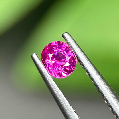 0,29ct Natural Pink Sapphire Viet Nam. Cushion Shape. No Treatment Sapphire Luc Yen.