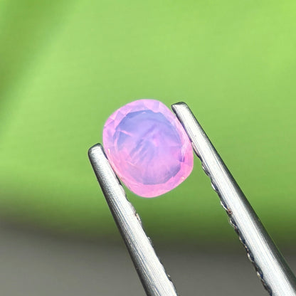 0,32ct Natural Pink Milky Sapphire Vietnam. Cushion Shape. No Treatment Milky Sapphire Luc Yen.