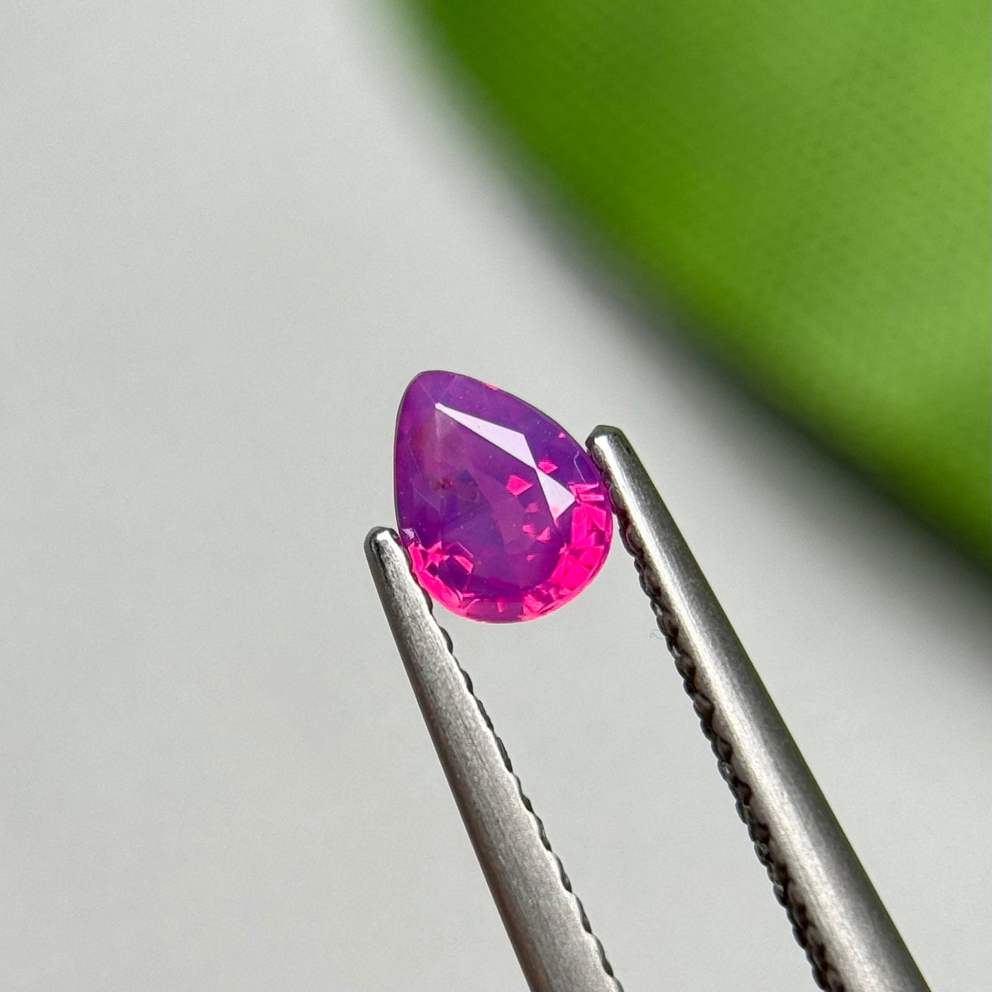 0.40ct Natural Pink Milky Sapphie Viet Nam.