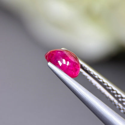 0.76ct Natural Ruby Cacbochon Viet Nam. No treatment Ruby Luc Yen.