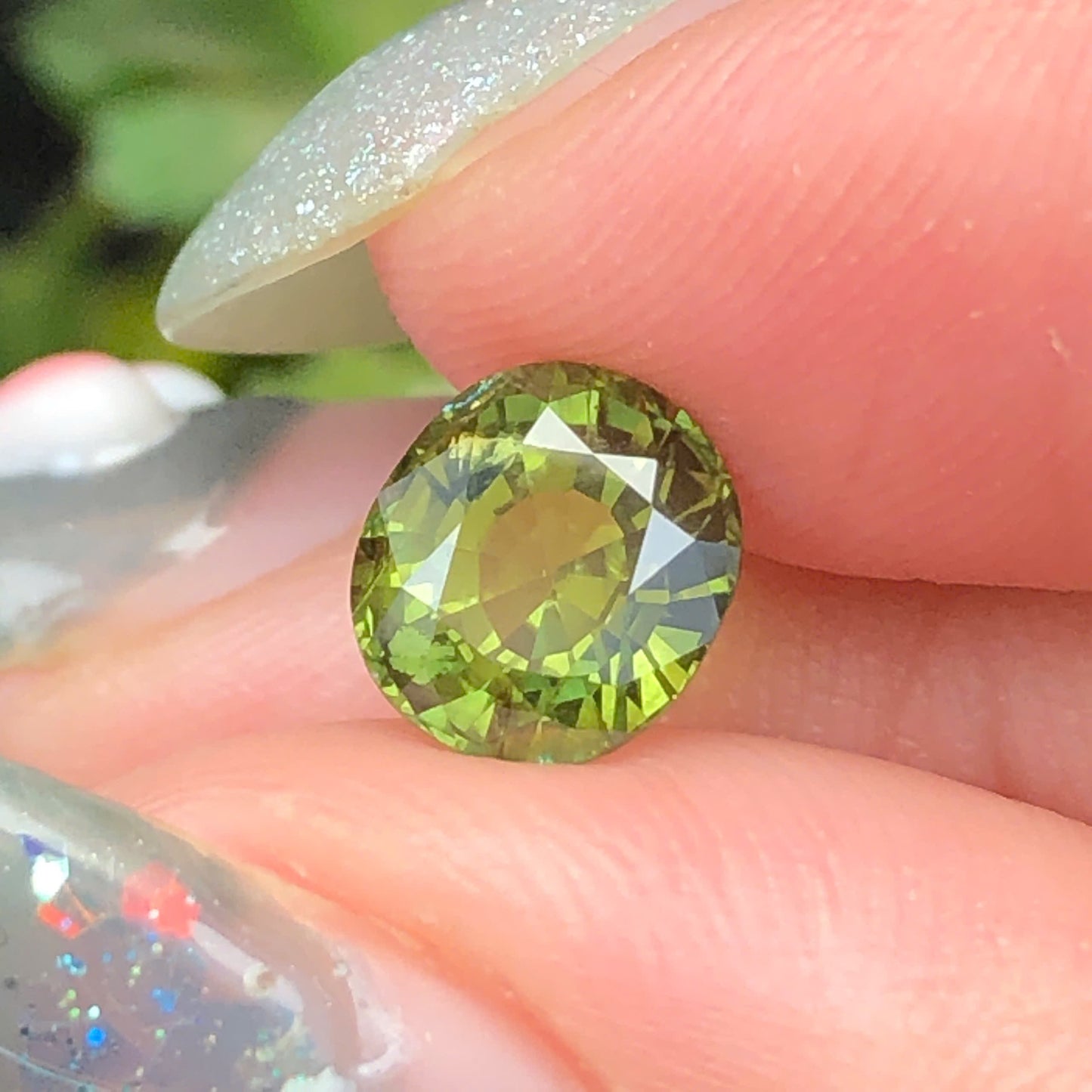 1,61ct Natural Green Tourmaline Vietnam. Cushion Shape. No Treatment, No Heat Tourmaline Luc Yen.
