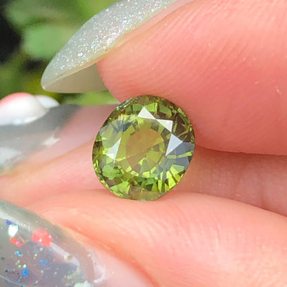 1,61ct Natural Green Tourmaline Vietnam. Cushion Shape. No Treatment, No Heat Tourmaline Luc Yen.