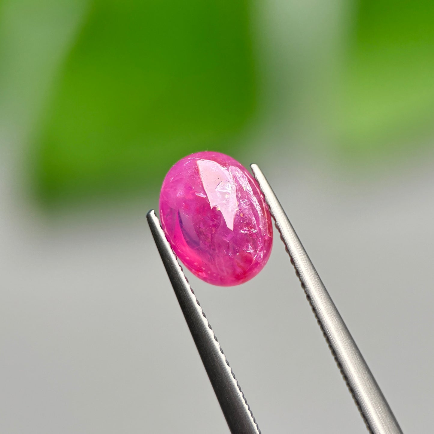 2.59ct Natural Ruby Cacbochon Viet Nam. No treatment Ruby Luc Yen.