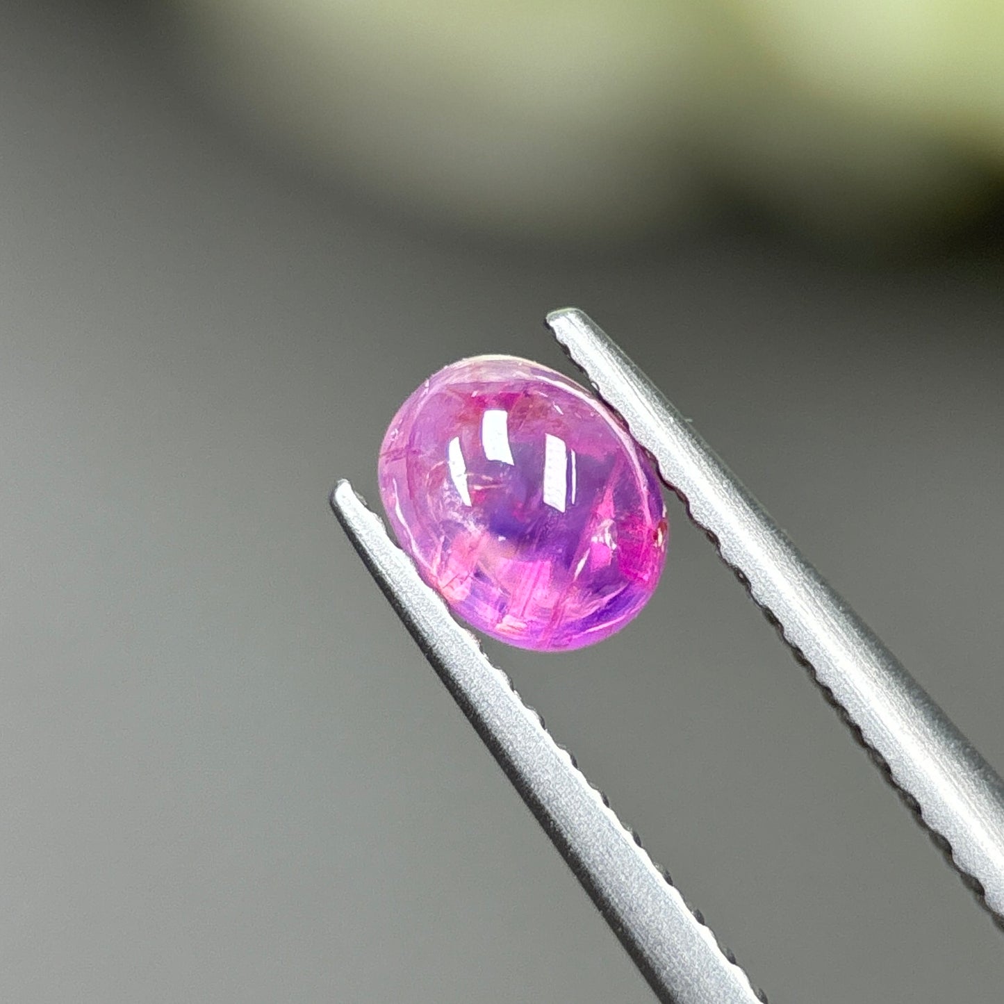 0.73ct Natural Purplish Pink Cacbochon Sapphire Viet Nam. No treatment.