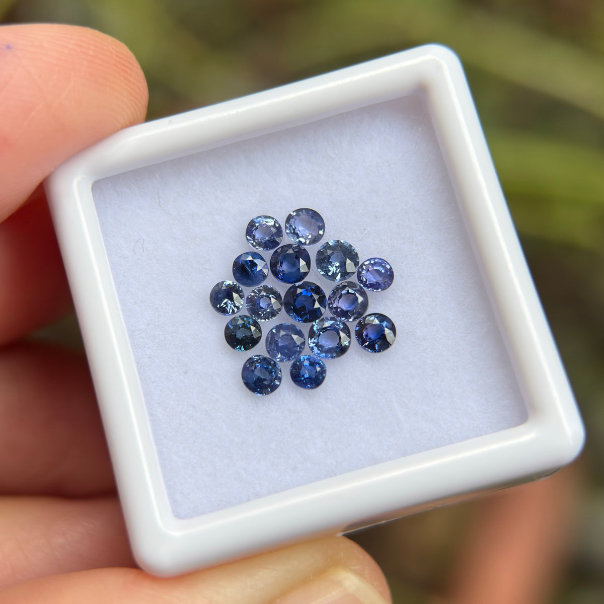 1,70ct/ 16Pcs Natural Blue Sapphire Viet Nam. Round Shape. No Treatment Sapphire Luc Yen.