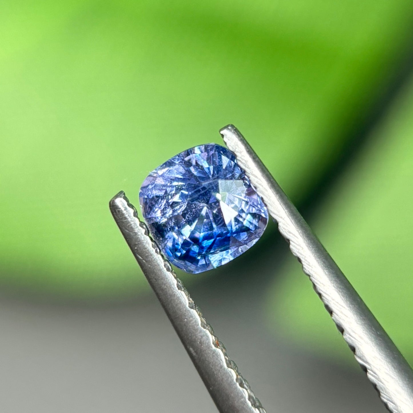 0,65 Natural Blue Sapphire Viet Nam. Cushion Shape. No Treatment Sapphire Luc Yen.