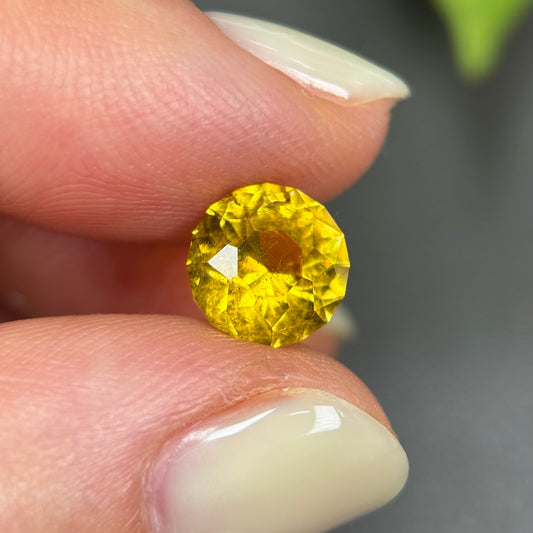 2,01ct Natural Yellow Tourmaline Vietnam. Round Shape. No Treatment, No Heat Tourmaline Luc Yen.