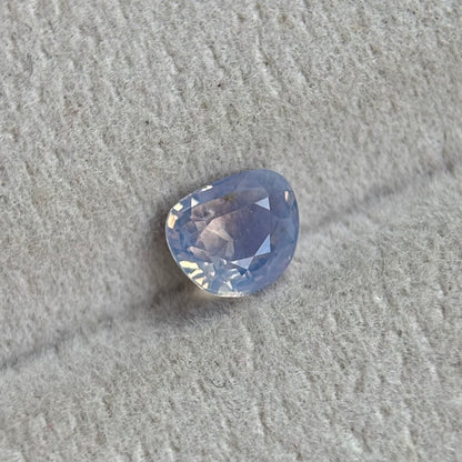 1.08ct Natural White Milky Sapphire Vietnam. No Treatment.