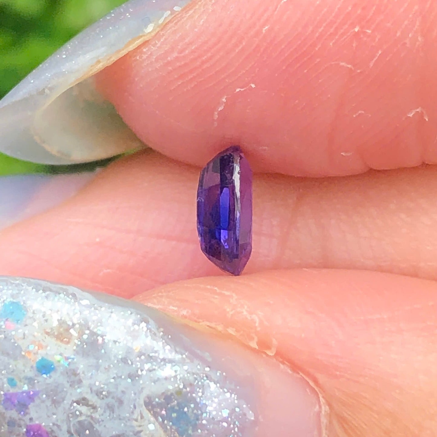 0,55ct Natural Purplish Blue Sapphire Vietnam. Cushion Shape. No Treatment Sapphire Luc Yen.