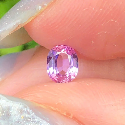 0,37ct Natural Purple Sapphire Vietnam. Cushion Shape. No Treatment Sapphire Luc Yen.