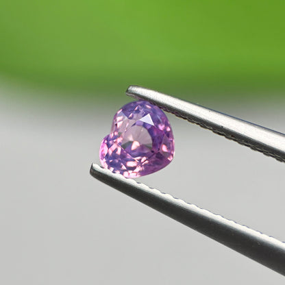 0.62ct Natural Pinkish Purple Sapphire Vietnam. Heart Shape. No treatment.