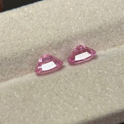 2.06/2Pcs Natural Pink Spinel Vietnam.