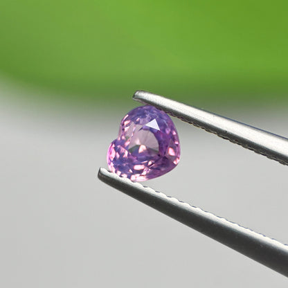 0.62ct Natural Pinkish Purple Sapphire Vietnam. Heart Shape. No treatment.