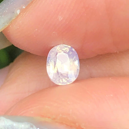 0,48ct Natural White Sapphire Vietnam. Cushion Shape. No Treatment Sapphire Luc Yen.