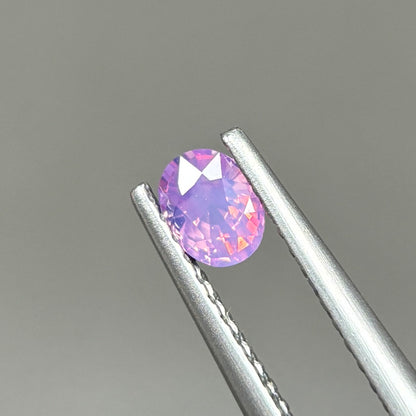 0,36ct Natural Pinkish Purple Milky Sapphire Vietnam. Oval Shape. No Treatment Milky Sapphire Luc Yen.
