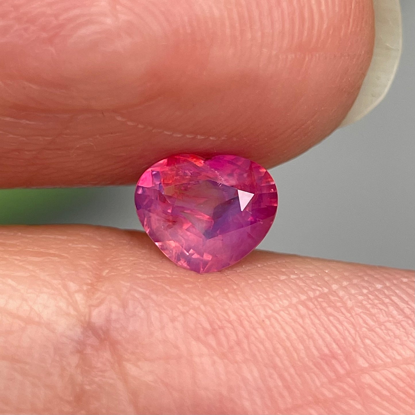 0.68ct Natural Padparadscha Milky Sapphire Vietnam