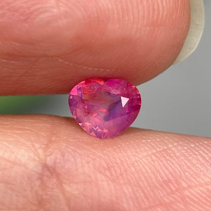 0.68ct Natural Padparadscha Milky Sapphire Vietnam