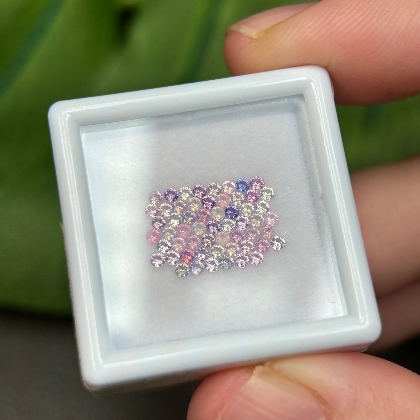 1,0ct/57Pcs Natural Sapphire Vietnam, Round Shape, C1 Quality, No Treatment Sapphire Luc Yen.