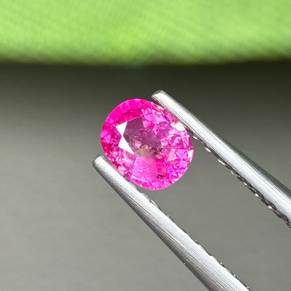 0,38ct Natural Pink Milky Sapphire Vietnam. Cushion Shape. No Treatment Milky Sapphire Luc Yen.
