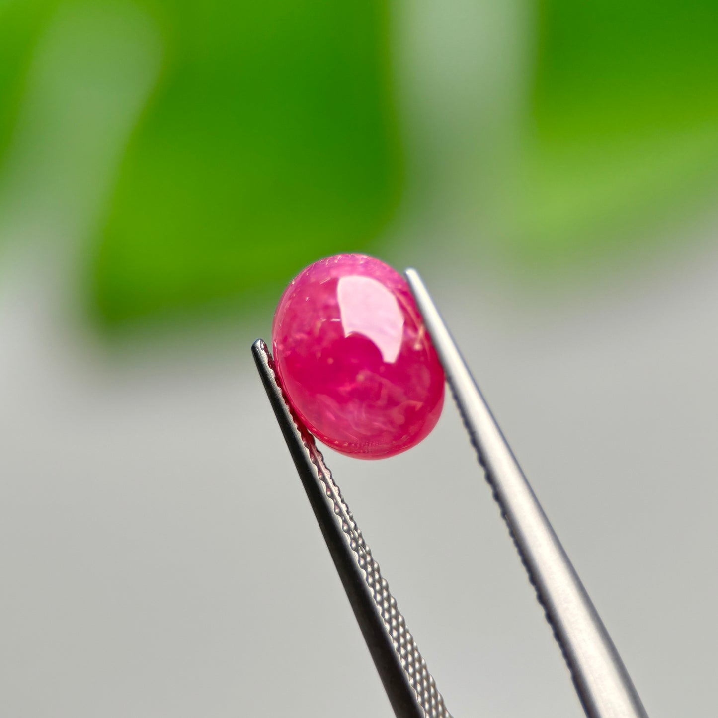 3,16ct Natural Ruby Cacbochon Viet Nam. No treatment Ruby Luc Yen.