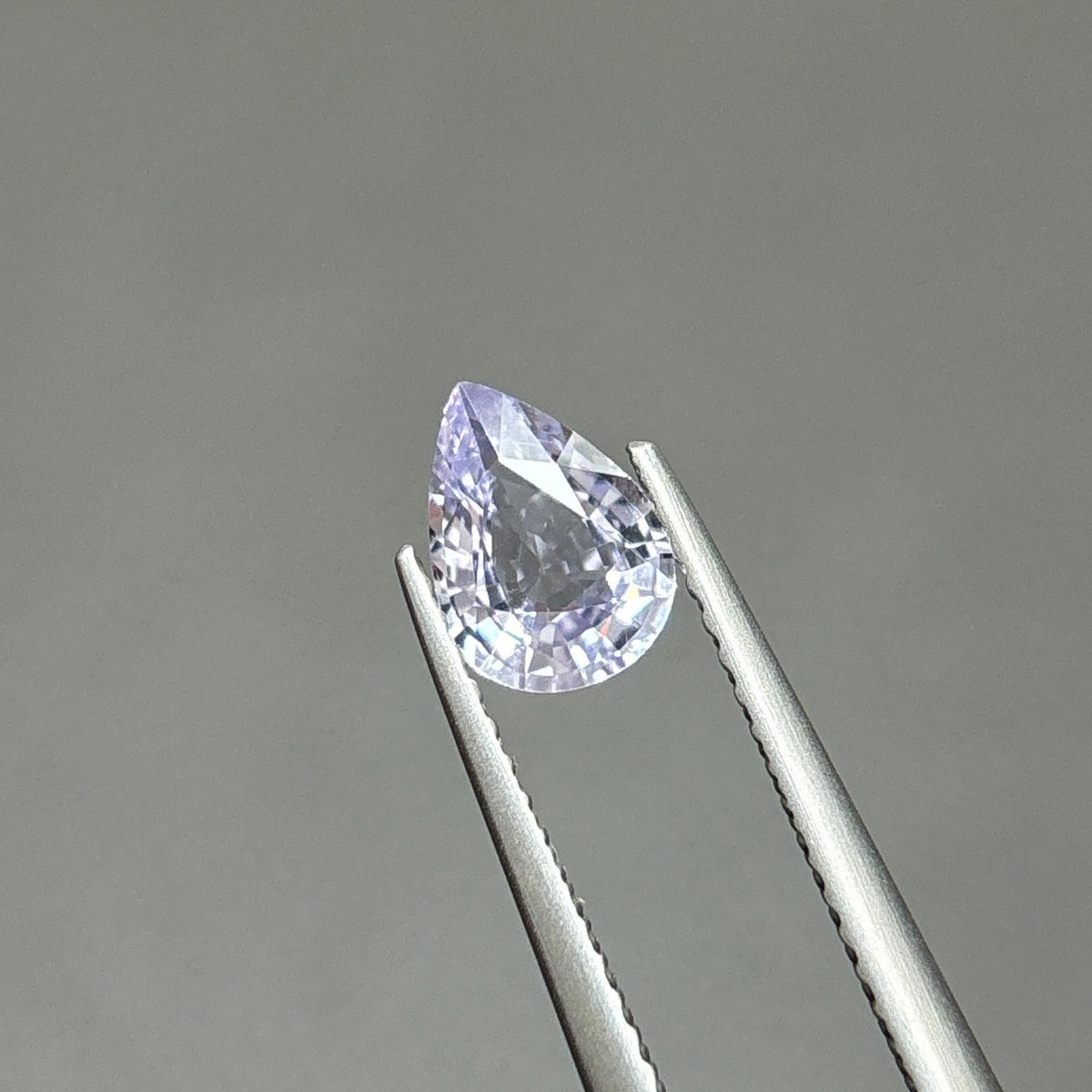 0,76ct Natural White Spinel Viet Nam. Pear Shape. No Treatment Spinel Luc Yen.