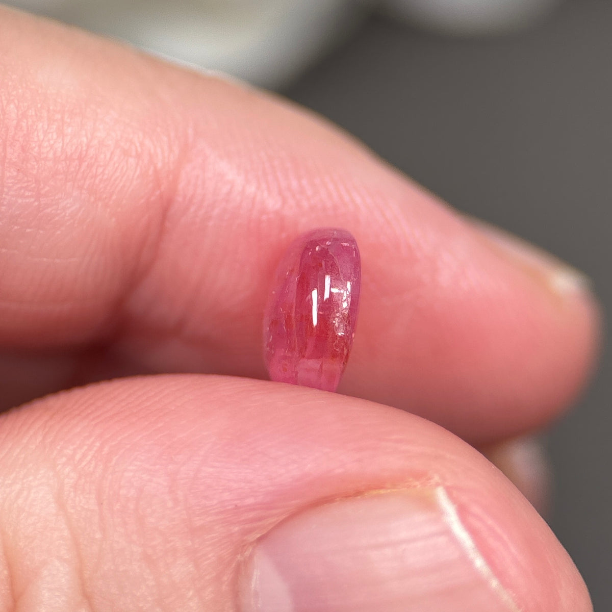 2,36ct Natural Pinkish Orange Cacbochon Sapphire Viet Nam. No Treatment Sapphire Luc Yen.