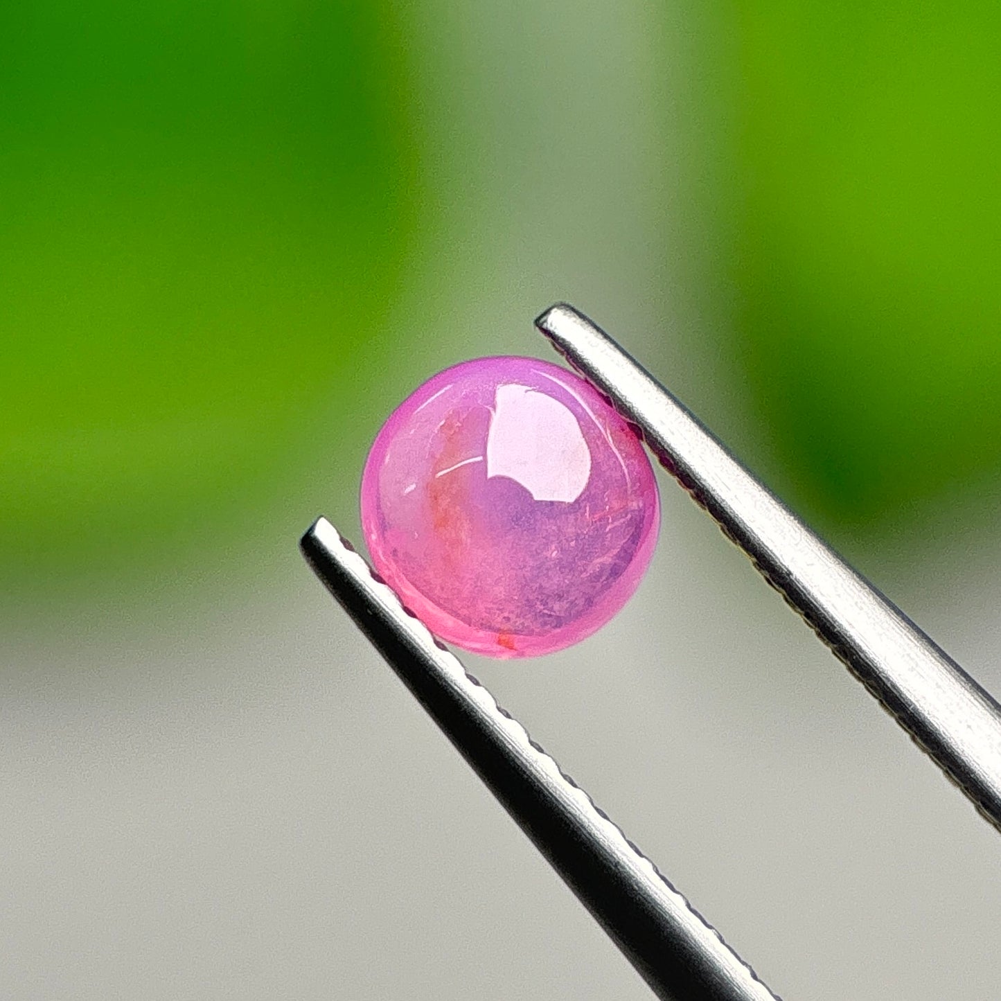 0.87ct Natural Pink Cacbochon Sapphire Viet Nam. No treatment.