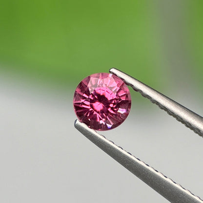 0.59 ct Natural Brownish Pink Spinel Vietnam. Round Shape. No Treatment.