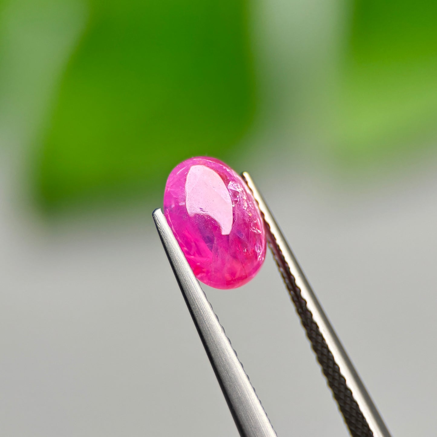 2.59ct Natural Ruby Cacbochon Viet Nam. No treatment Ruby Luc Yen.