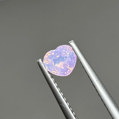 0,57ct Natural Light Pink Milky Sapphire Vietnam. Heart Shape. No Treatment Milky Sapphire Luc Yen.