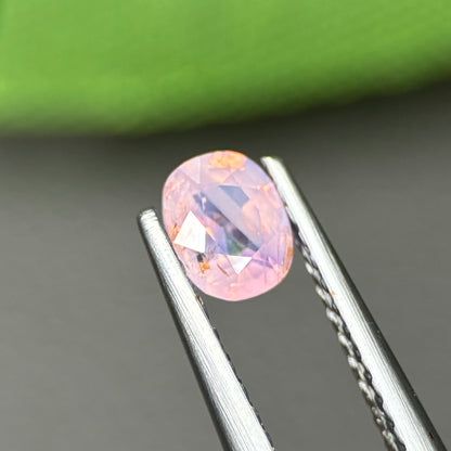 0,48ct Natural Pink Milky Sapphire Vietnam. Cushion Shape. No Treatment Milky Sapphire Luc Yen.
