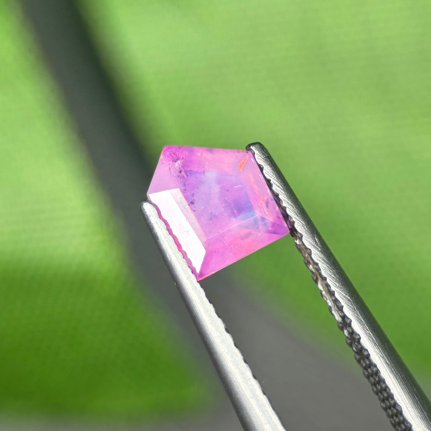 1,02 Natural Pink Milky Sapphire Vietnam. Freeform. No Treatment Milky Sapphire Luc Yen.