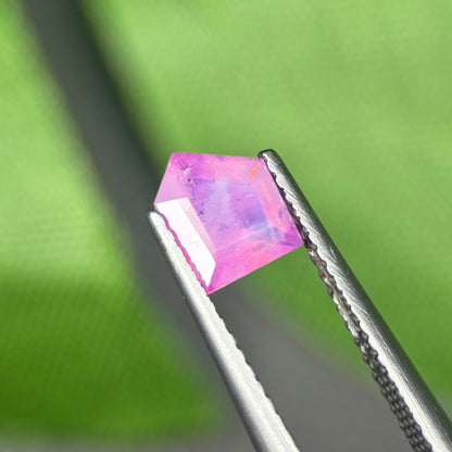 1,02 Natural Pink Milky Sapphire Vietnam. Freeform. No Treatment Milky Sapphire Luc Yen.