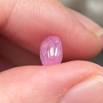 1,24ct Natural Pink Milky Cacbochon Sapphire Viet Nam. No Treatment Sapphire Luc Yen.