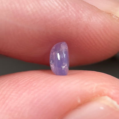 0.67ct Natural Light Purple Cacbochon Sapphire Viet Nam. No Treatment Sapphire Luc Yen.