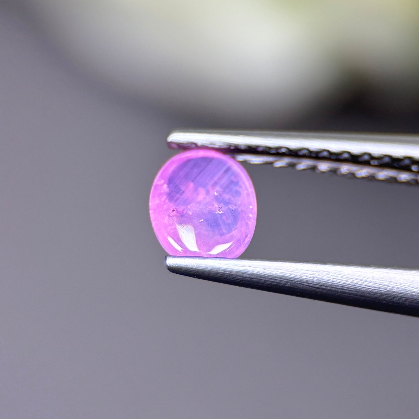 0.63ct Natural Purplish Pink Cacbochon Sapphire Viet Nam. No treatment.