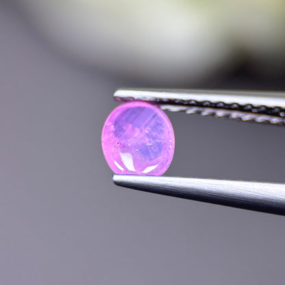 0.63ct Natural Purplish Pink Cacbochon Sapphire Viet Nam. No treatment.