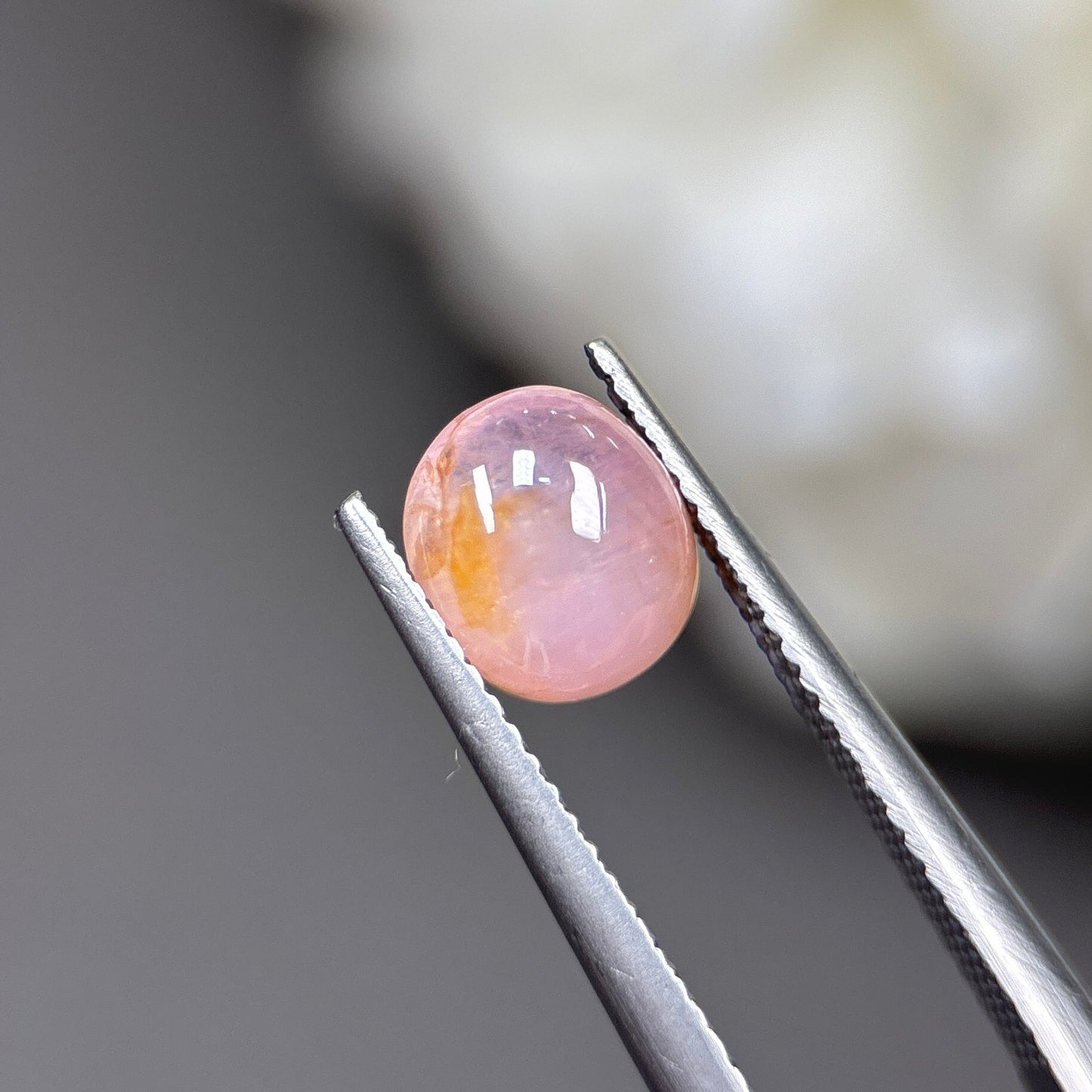 2,60ct Natural Orange Cacbochon Sapphire Viet Nam. No Treatment Sapphire Luc Yen.