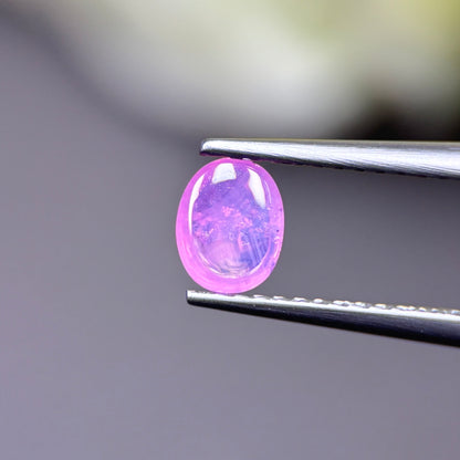 0.63ct Natural Purplish Pink Cacbochon Sapphire Viet Nam. No treatment.
