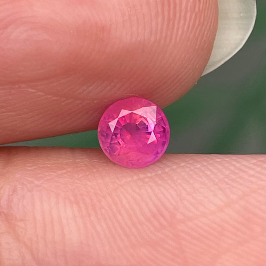 0.43ct Natural Milky Padparadscha Sapphire Vietnam