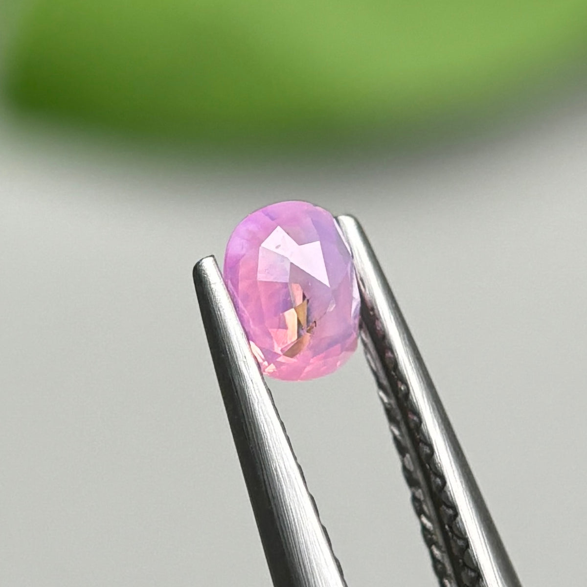 0,39ct Natural Pink Milky Sapphire Vietnam. Cushion Shape. No Treatment Milky Sapphire Luc Yen.