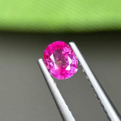 0,38ct Natural Pink Milky Sapphire Vietnam. Cushion Shape. No Treatment Milky Sapphire Luc Yen.