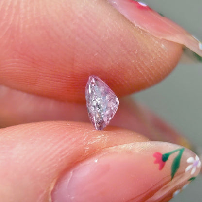 0.60ct Natural Light Purplish Pink Spinel Vietnam