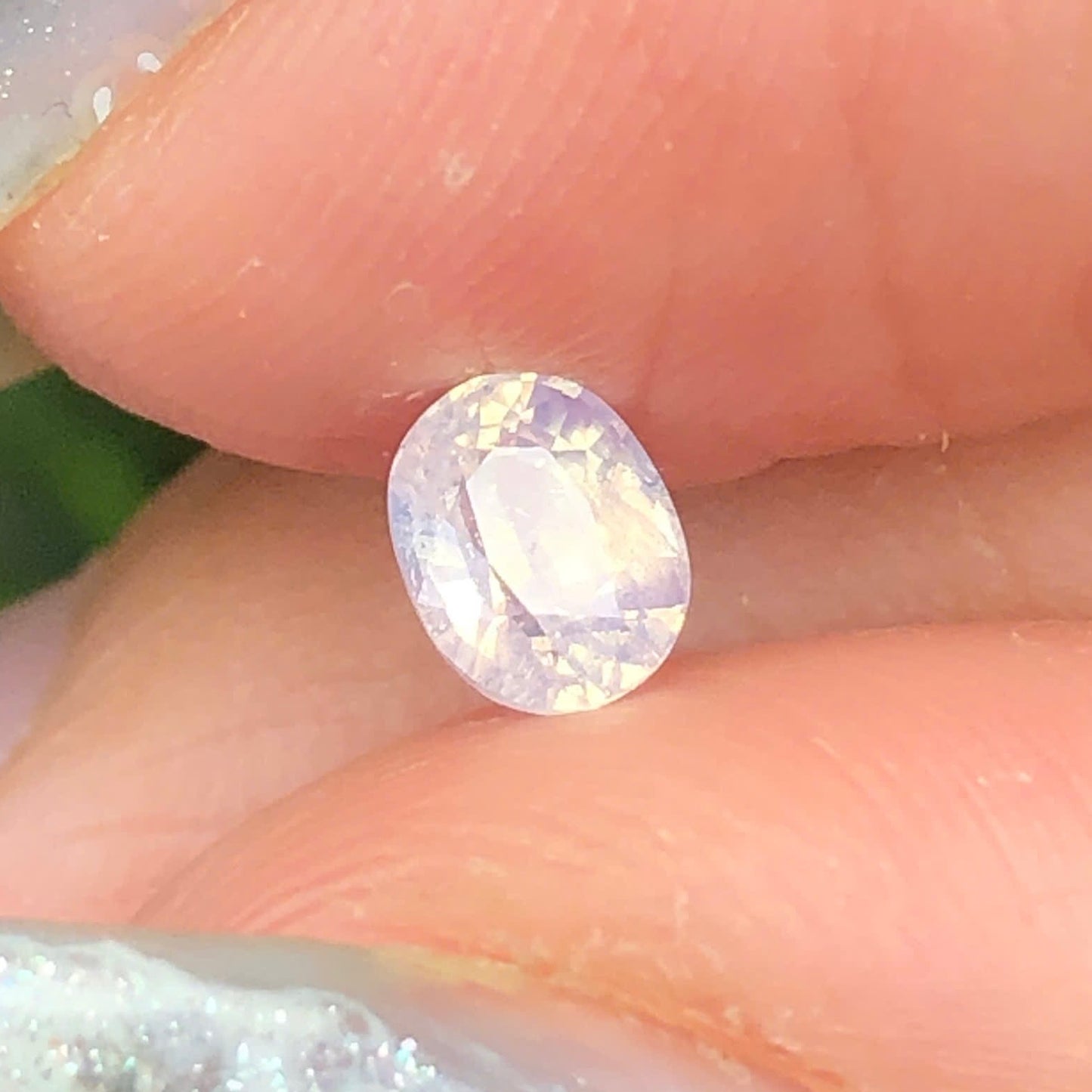 0,48ct Natural White Sapphire Vietnam. Cushion Shape. No Treatment Sapphire Luc Yen.