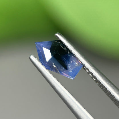 0,86 Natural Blue Milky Sapphire Vietnam. Freeform. No Treatment Milky Sapphire Luc Yen.