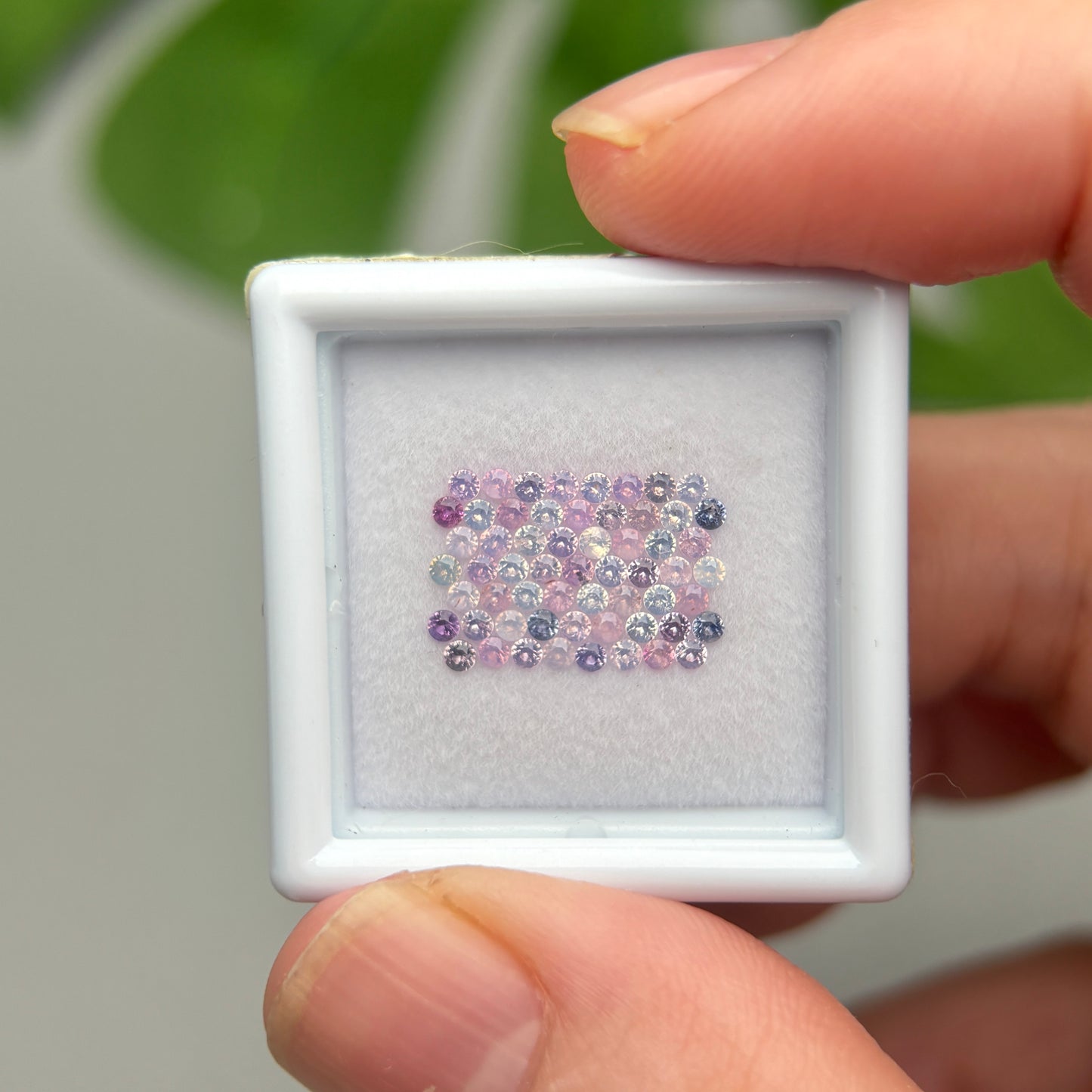 1,0ct/59Pcs Natural Sapphire Vietnam, Round Shape, C1 Quality, No Treatment Sapphire Luc Yen.